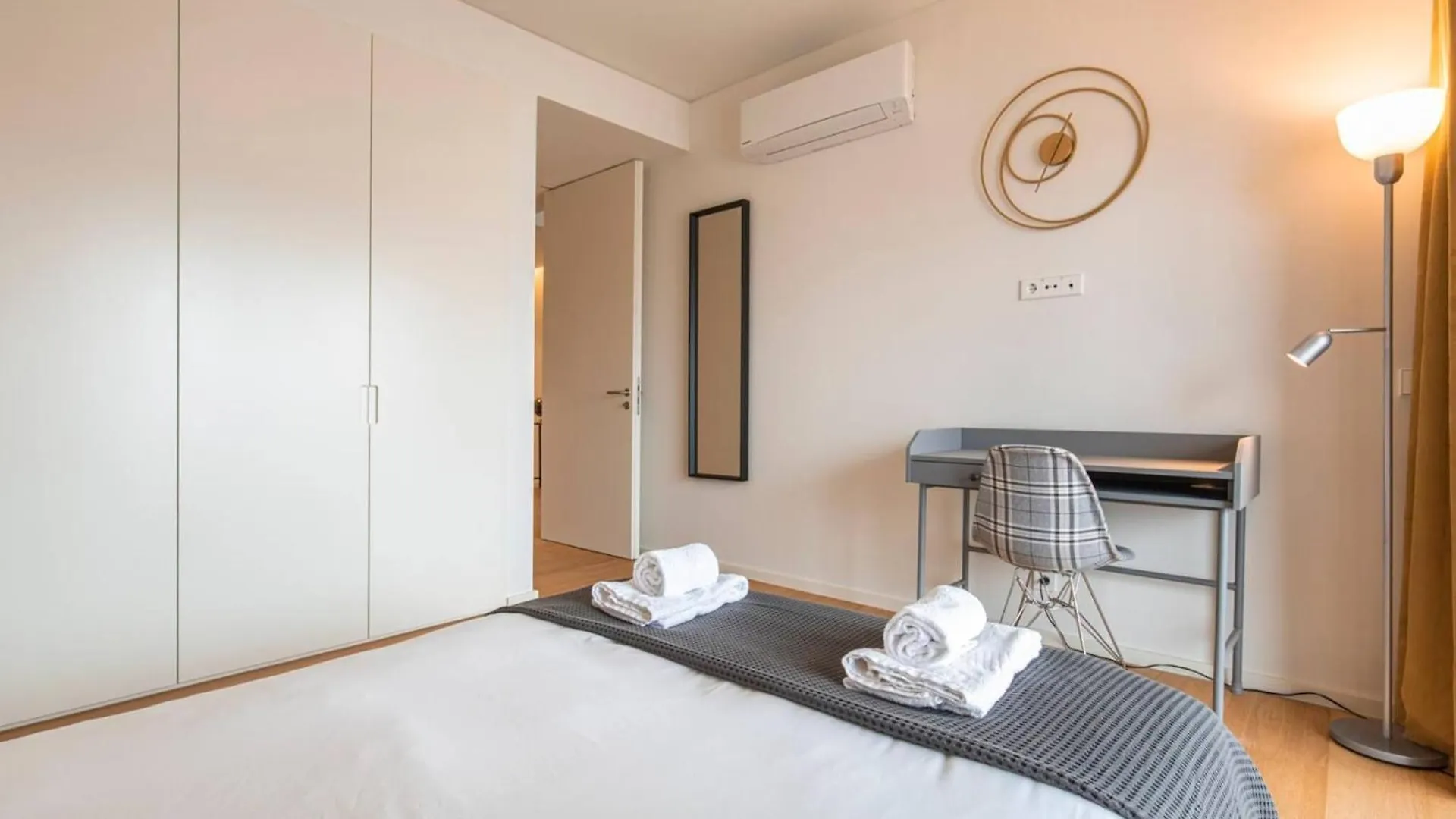 Saldanha Flats I By Innkeeper Lizbona